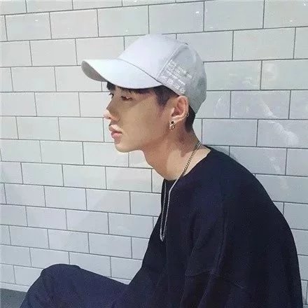 董嘉泽娜