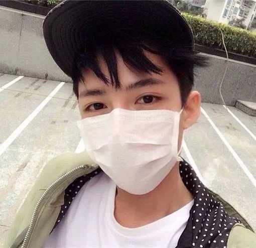 何策萱生