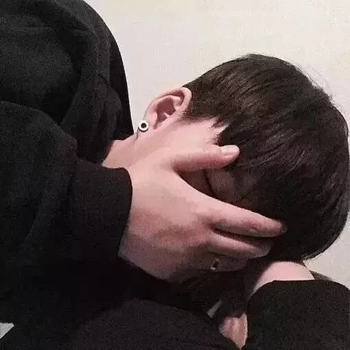 罗浩凤菲
